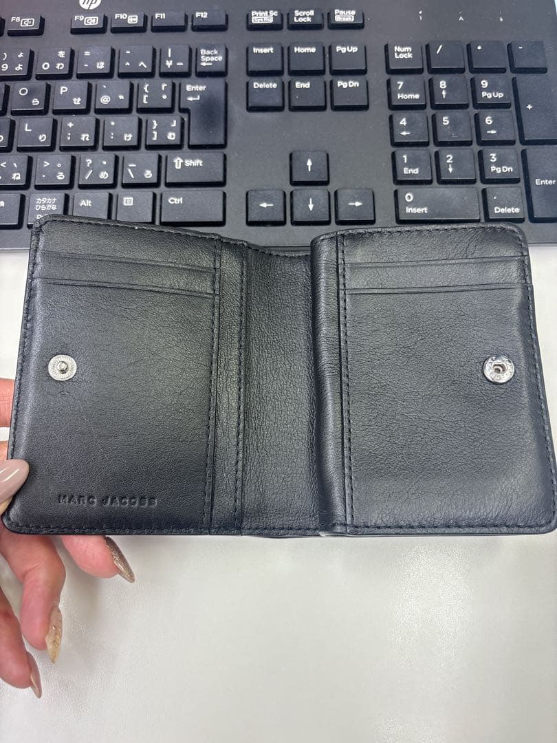 MARC JACOBS ブラック 二つ折り財布 未使用品