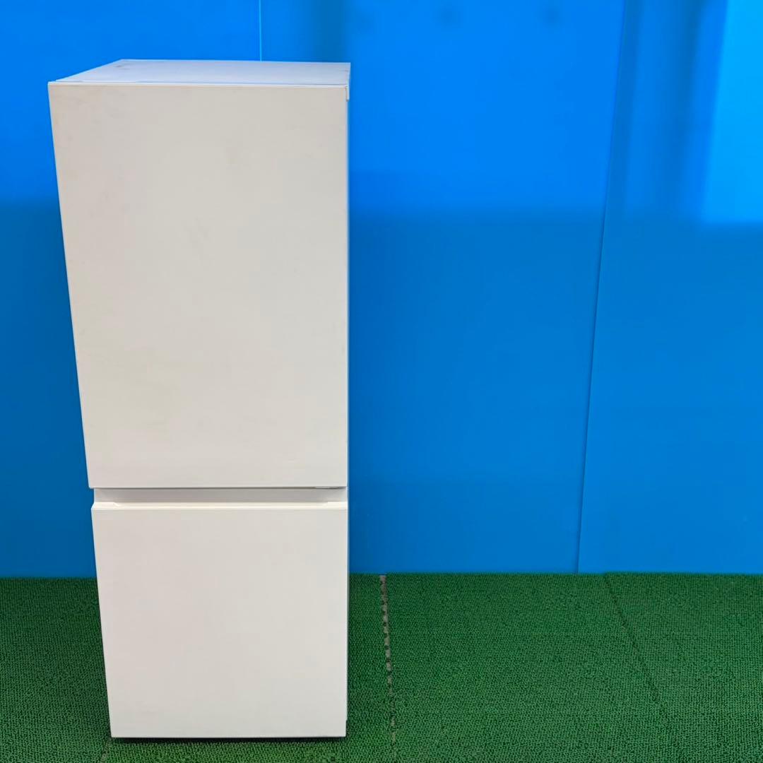 811 SHARP 2023年製　マッドホワイト極美品高年式　一人暮らし　冷蔵庫