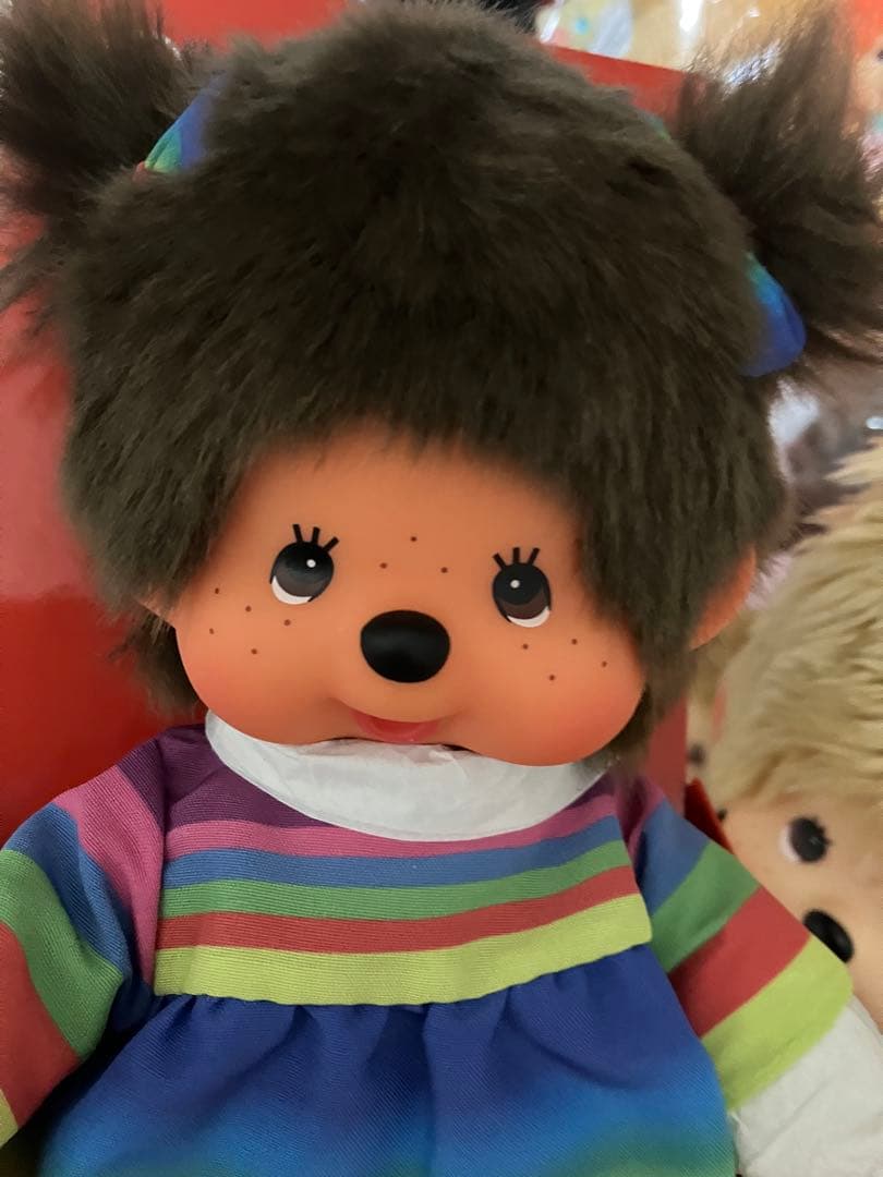 海外限定モンチッチ レインボードレス Sサイズ 女の子 ぬいぐるみ