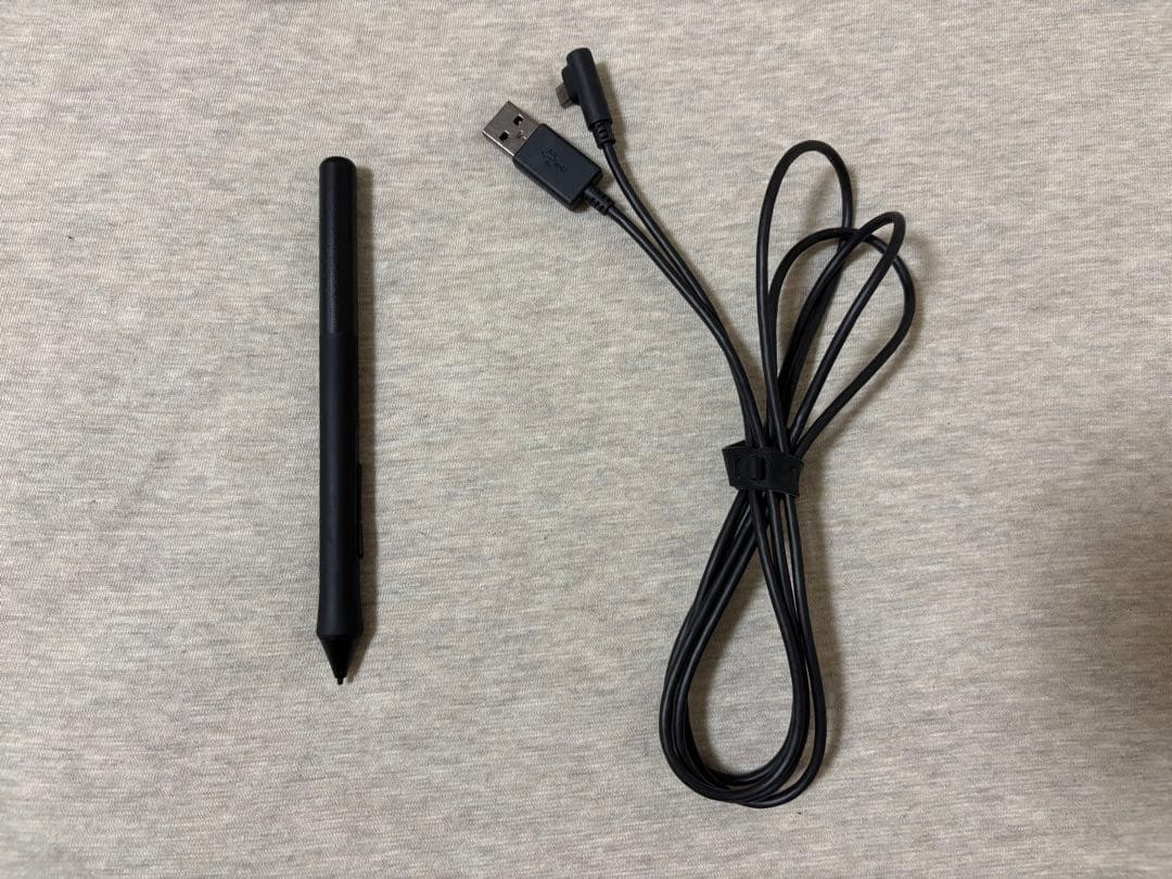 ワコム ペンタブレット Wacom Intuos Mediumワイヤレス