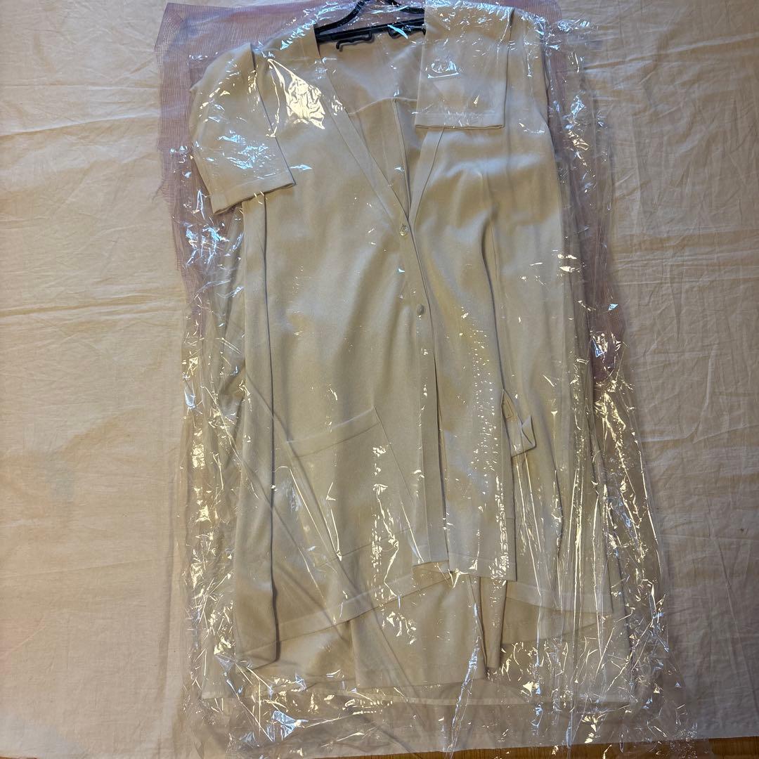 フォクシー　カーディガン　白　サイズ（40）M 売り切り品