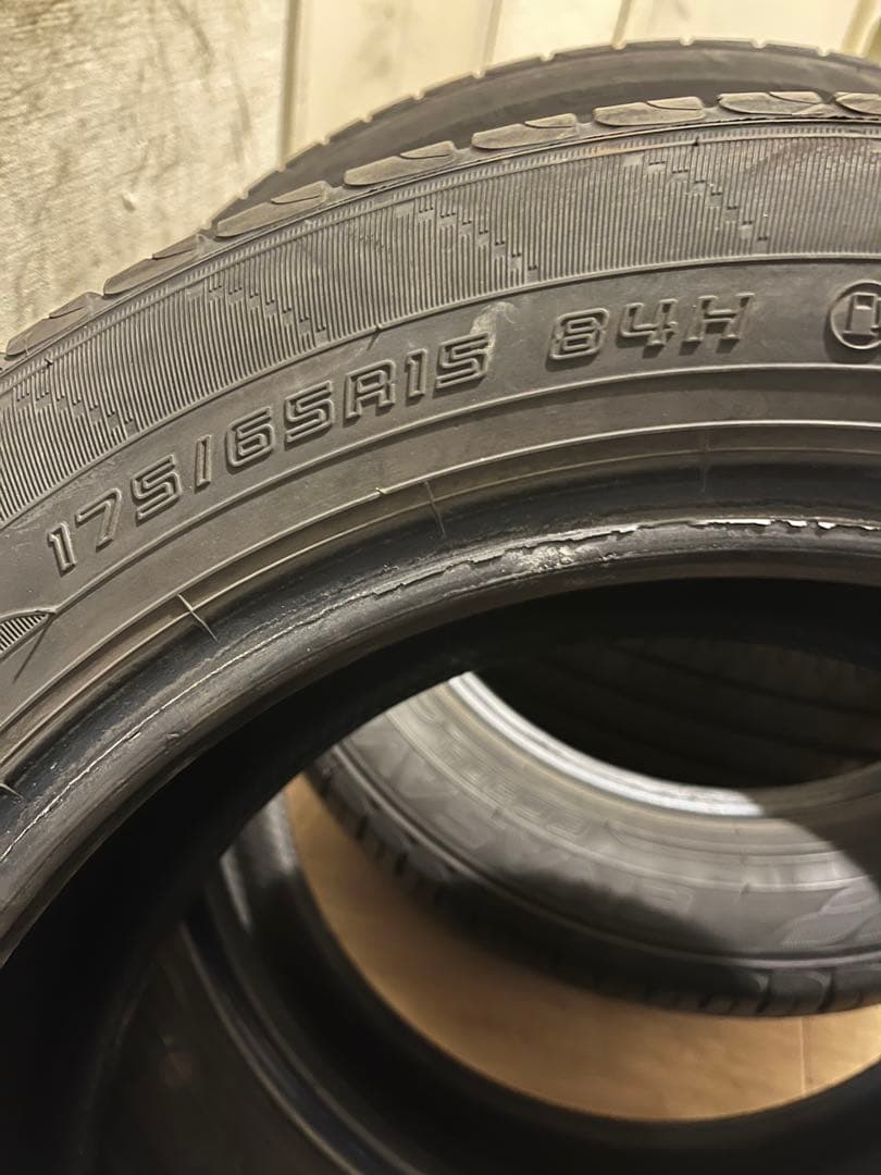 送料込！21年製！ダンロップEC204 175\65-15 84H 3本のみ