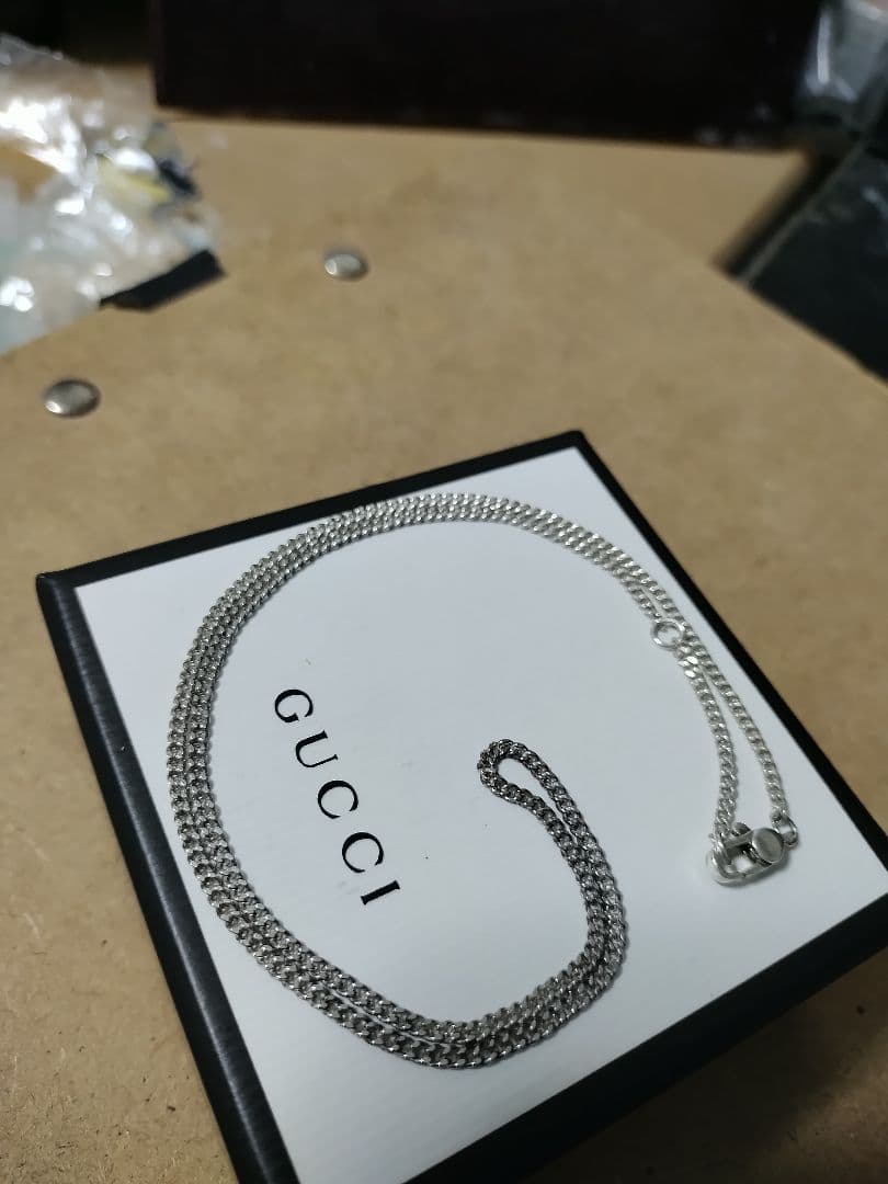 良好品 GUCCIグッチ シルバー925チェーンネックレス 高級感あり 箱等付