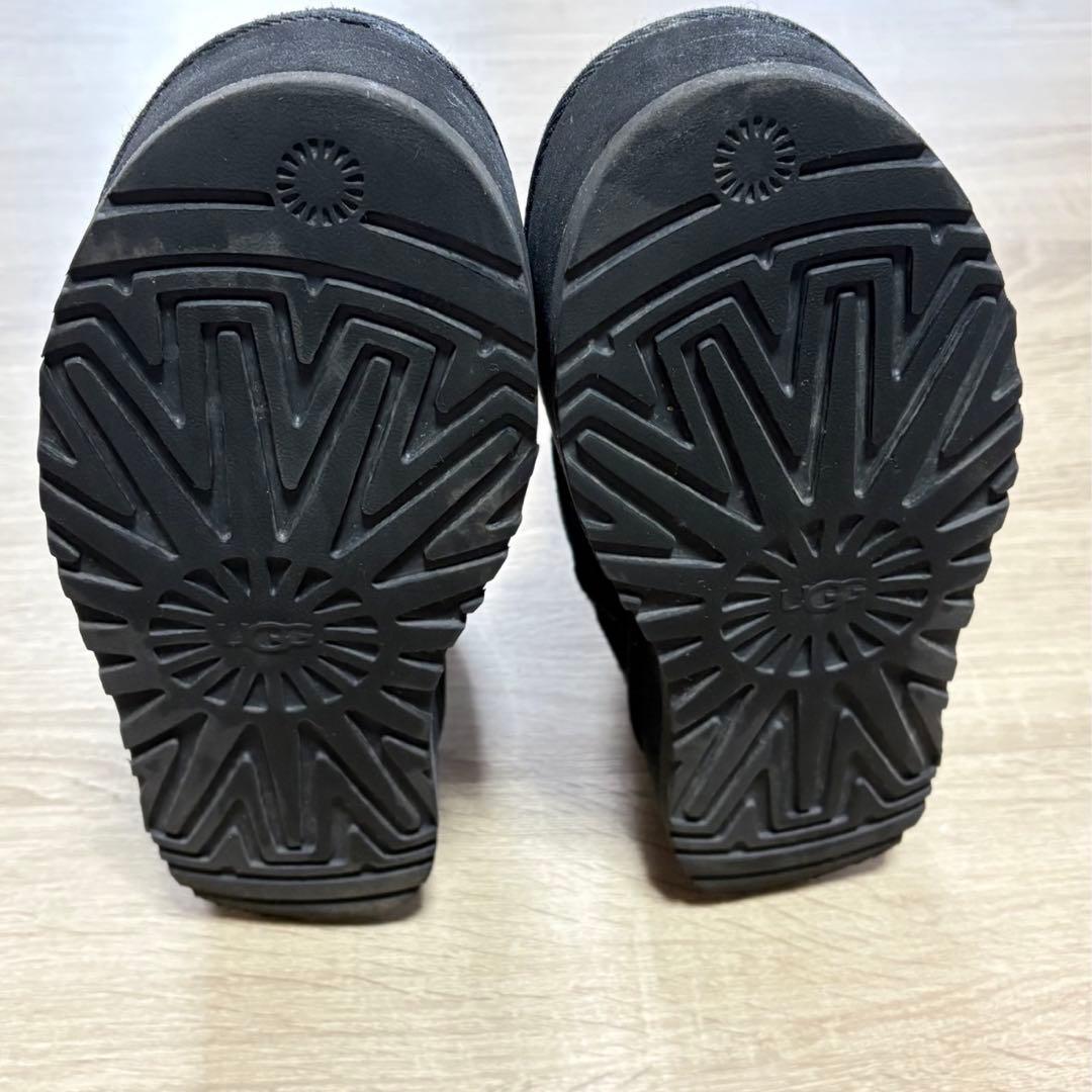UGG ニューメル プラットフォーム チェルシーブーツ