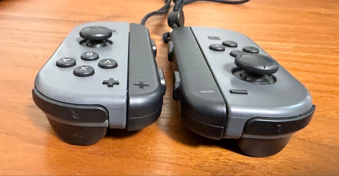 Nintendo Switch 本体 付属品完備 Joy-Con✖️2セット