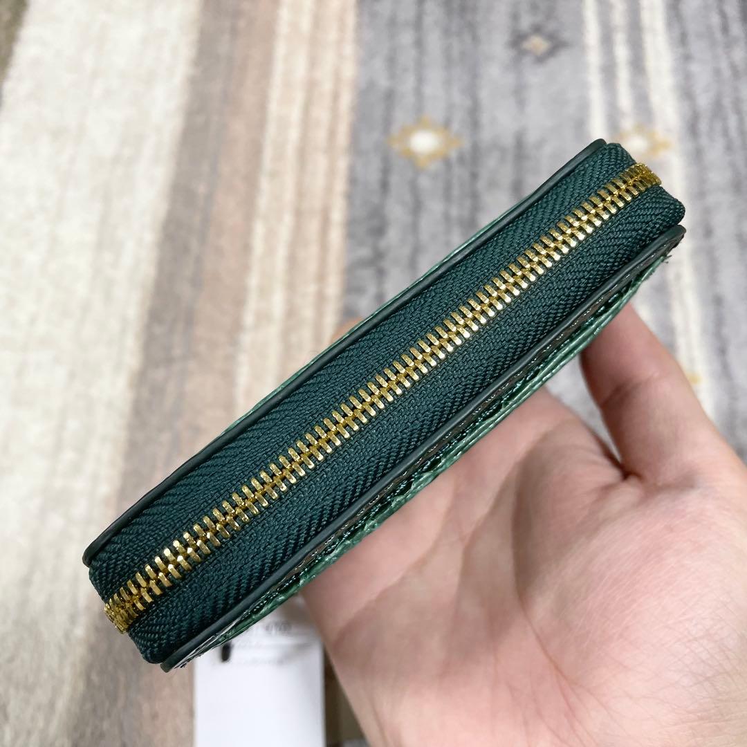 新品未使用品タグ付き　シャイニングクロコダイルグリーン　折り財布　ワニ革