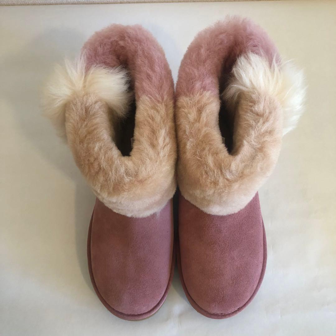 UGG クラシック ミニ ウィスプ ブーツ