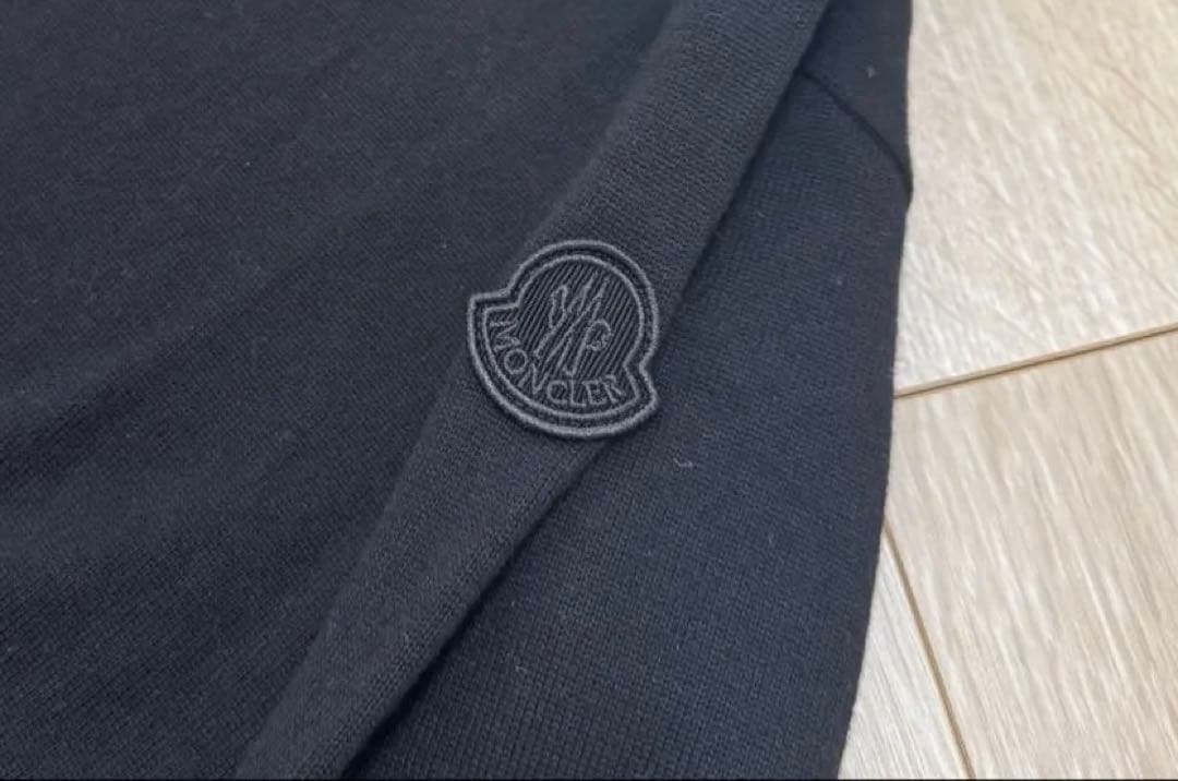 や*ん様 モンクレール　MONCLER カーディガン　ペプラム　フリル　ブラック