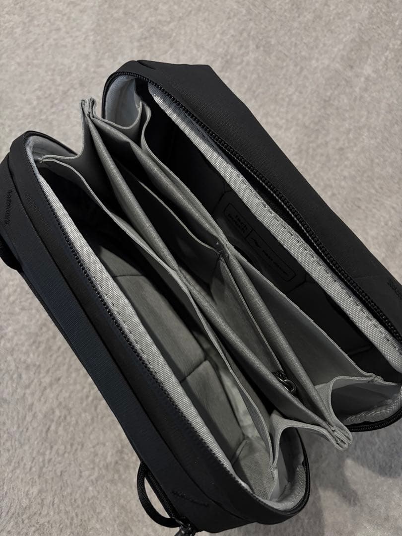 旅行かばん・小分けバッグ Peak Design Tech Pouch Black