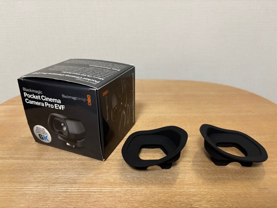 ベー Pocket Cinema Camera 6K G2 EVF付