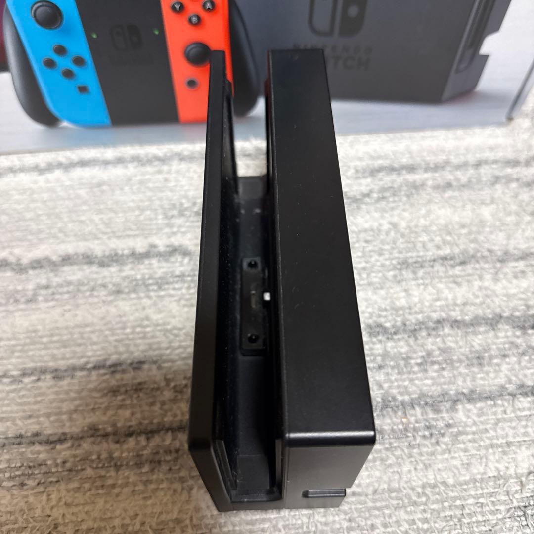 最終値下げ‼️ Nintendo Switch 本体 ネオンブルー/ネオンレッド