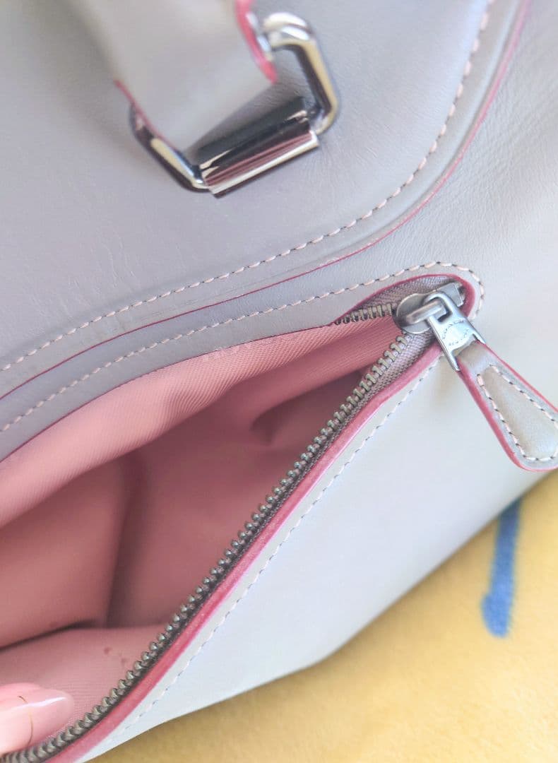COACH グレーレザー スエード ボストンバッグ ショルダーストラップ付き