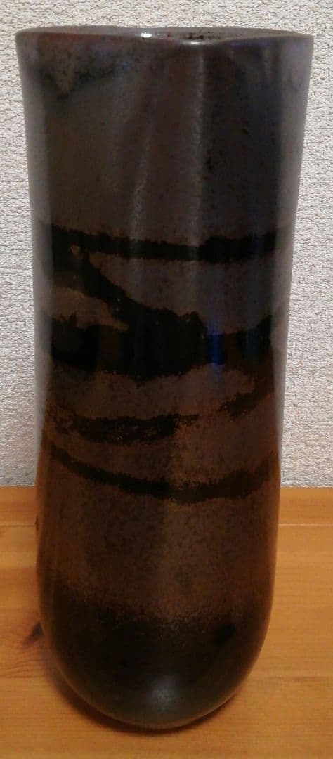 藤井朱明作　天目　白老　花入　共箱　花瓶