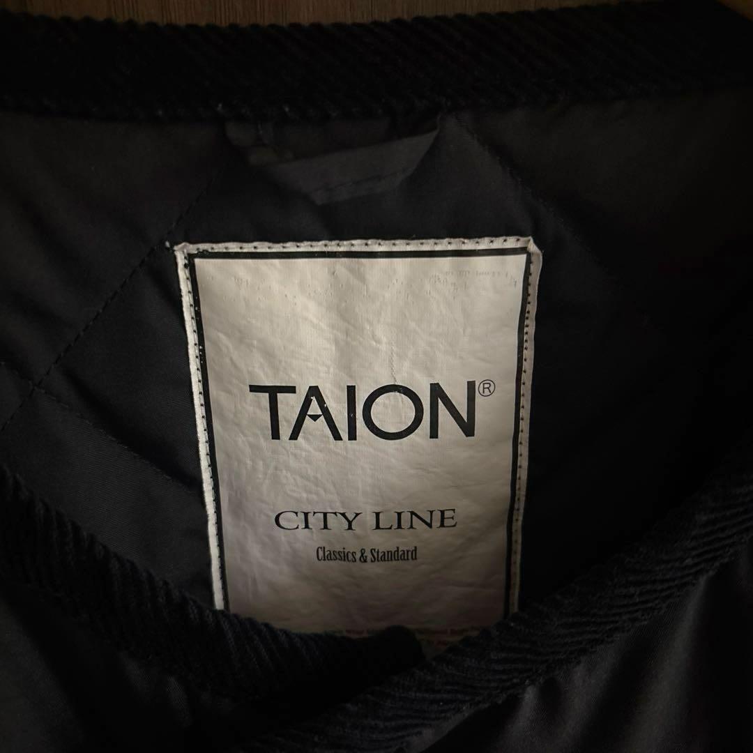 【SHIPS別注◎】TAION パイピングクルーネックロングダウンコート