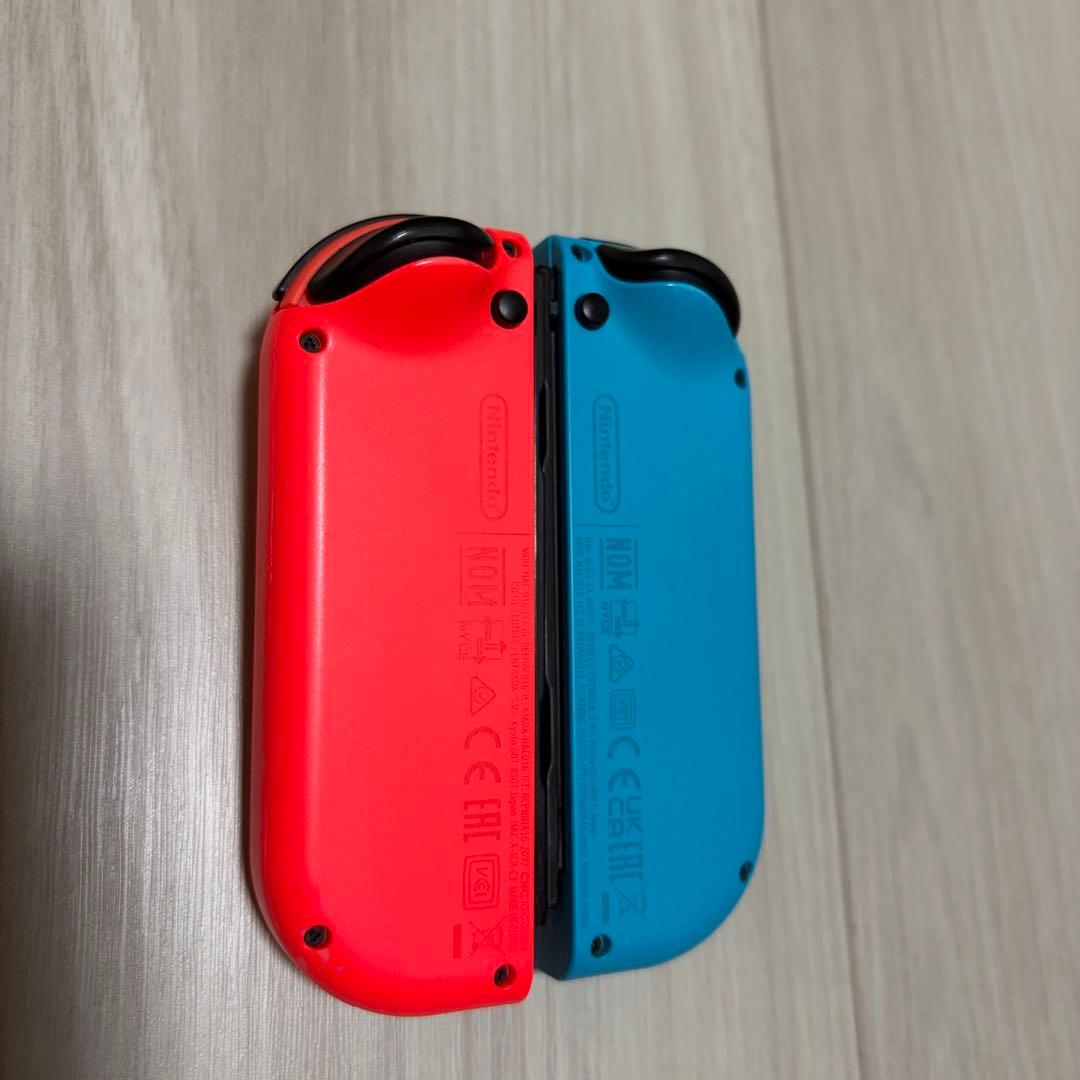 ぴち　Nintendo Switch 本体 ネオンブルー/ネオンレッド
