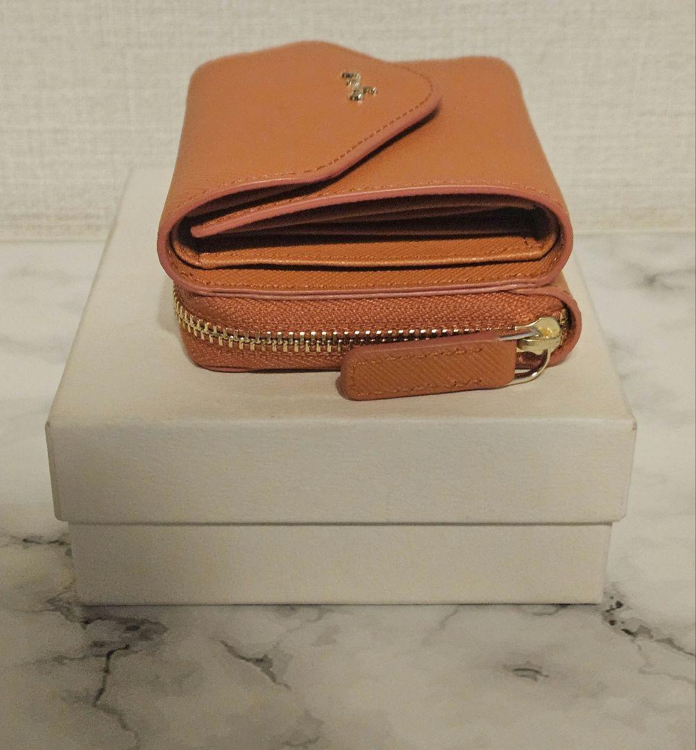 新品未使用✨agnès b. アニエスベーオレンジ 三つ折り財布 箱付き