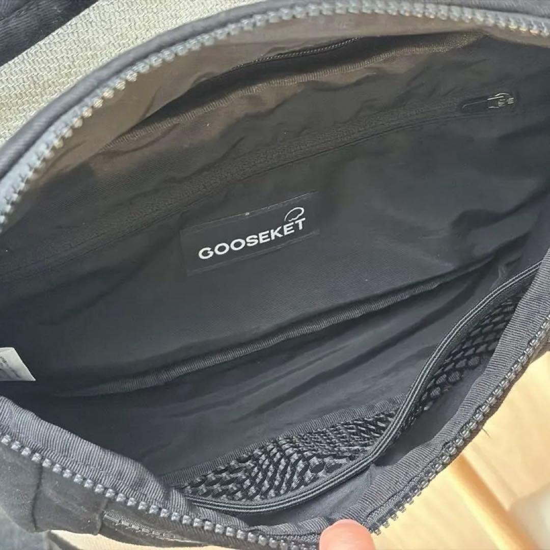 【美品】グスケット365抱っこ紐Plus　ブラック