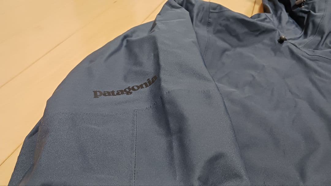 未使用PatagoniaメンズスノーショットジャケットXSネイビースキーウェア
