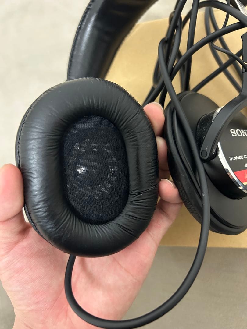 SONYヘッドホンMDR-CD900ST おまけ付プロ仕様有線ヘッドホン　ソニー