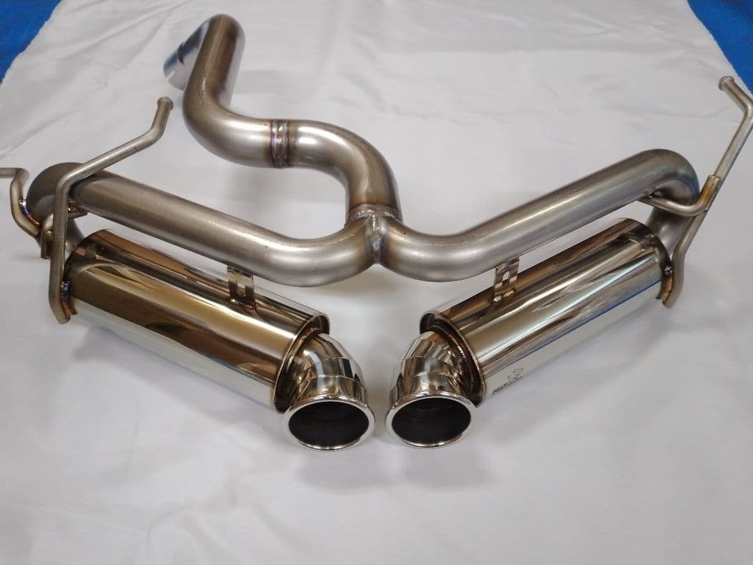 ジムニーJB64用センターW出しマフラー 5次元製 車検対応 未使用品