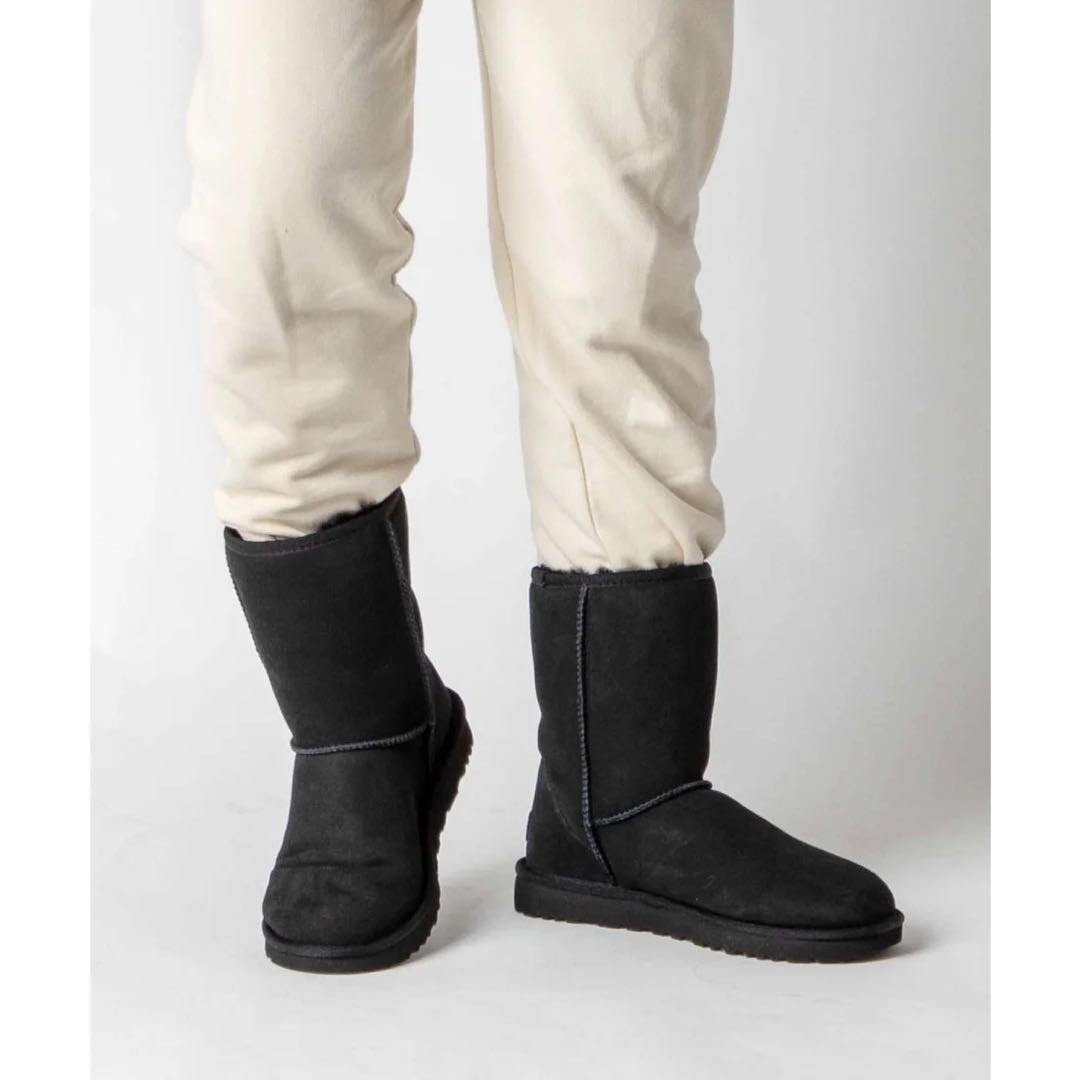 アグ UGG ムートンブーツ W CLASSIC SHORT Ⅱ ブラック 25
