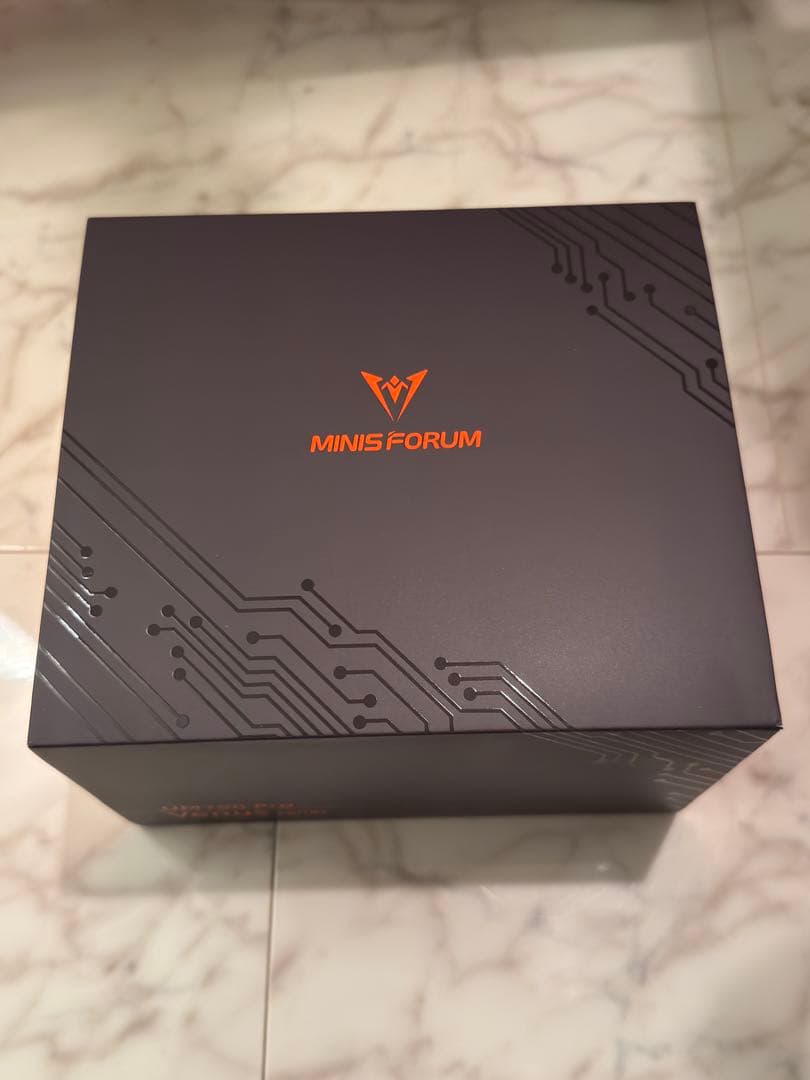 ミニPC MINISFORUM UM790Pro AMD Ryzen9 7940HS