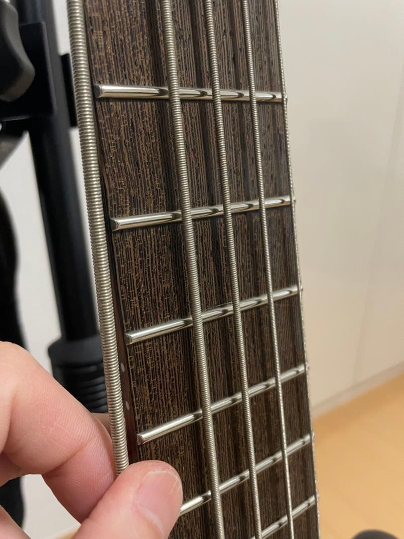ベース Warwick german pro series streamer LX5