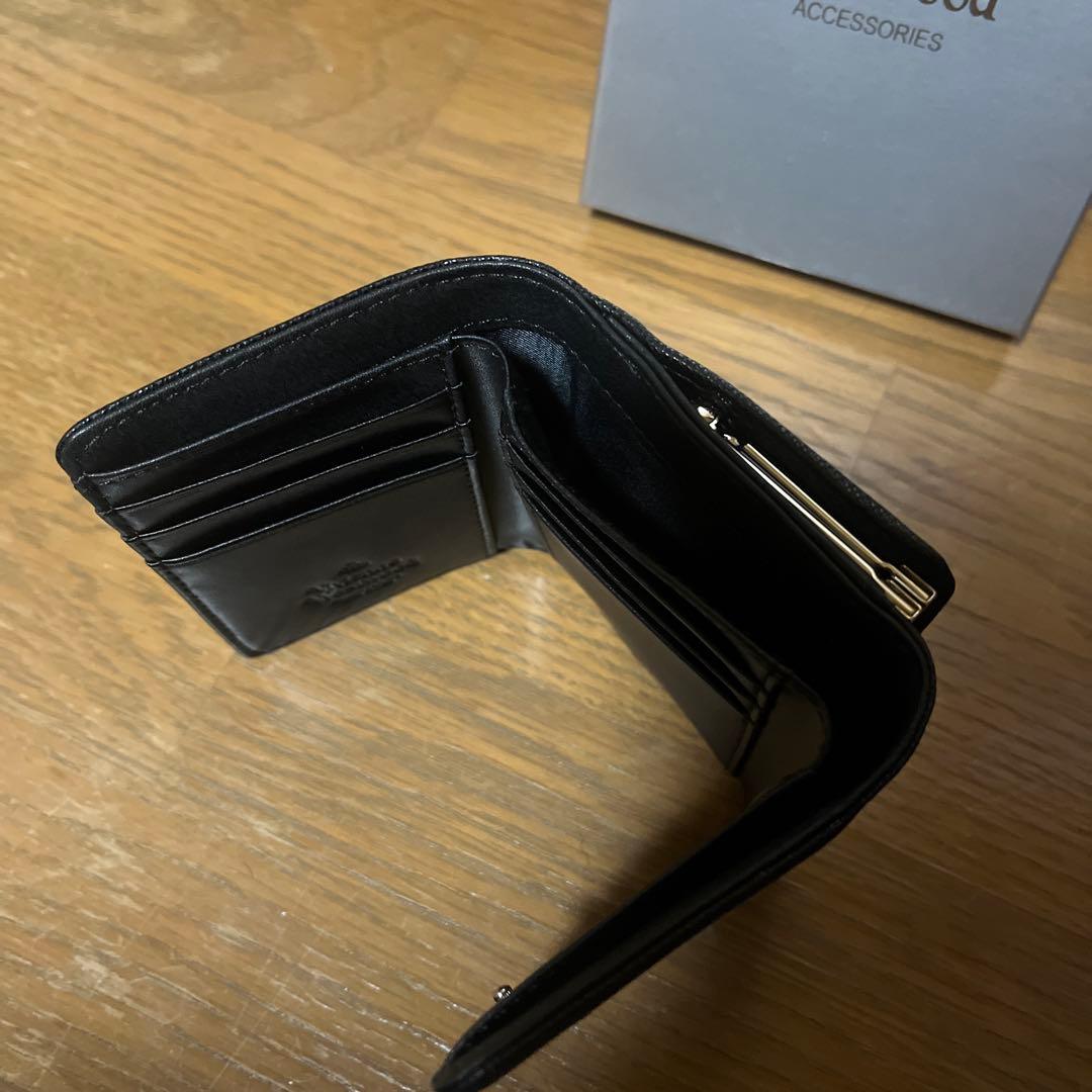 ヴィヴィアンウエストウッド 三つ折財布