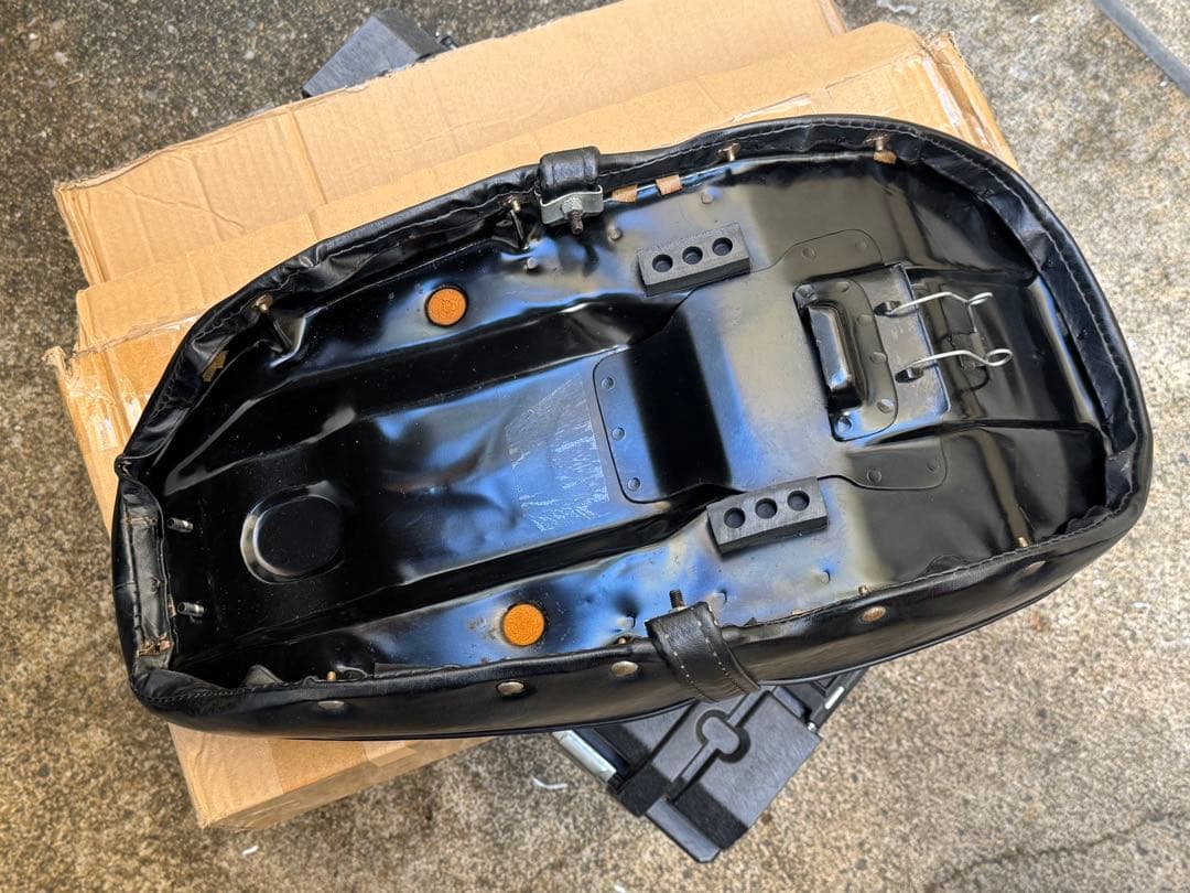 ST50 ST70 HONDAロゴ入りシート