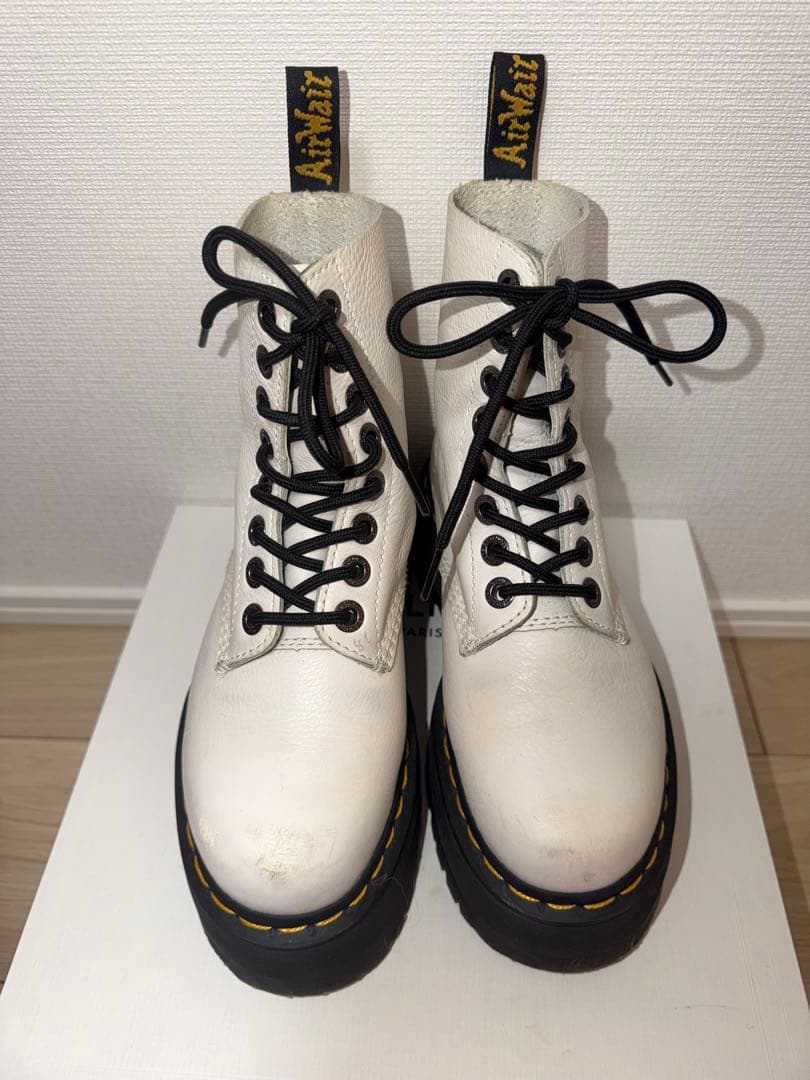 Dr. Martens(ドクターマーチン)ホワイトレザー厚底ブーツ