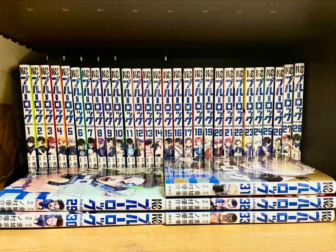 〈お値下げ中〉ブルーロック漫画1〜33巻セット&エピ凪1〜4巻セット