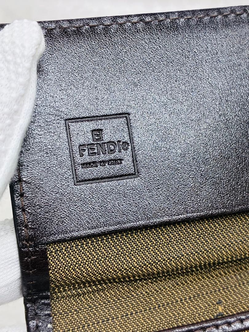 D0203）美品 フェンディ Fendi 二つ折り 札入れ 財布 モノグラム