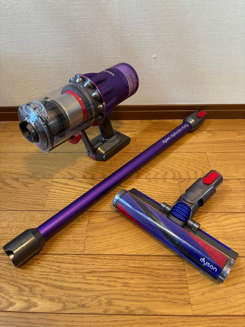 【美品】ダイソンDigital Slim Fluffy SV18 充電ドック付