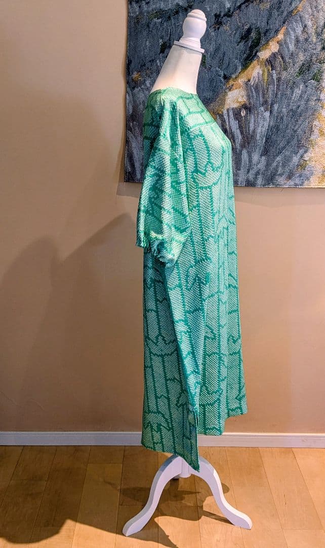 正絹　総絞り　明るい黄緑　着物リメイク　七分袖　プルオーバー　ワンピース