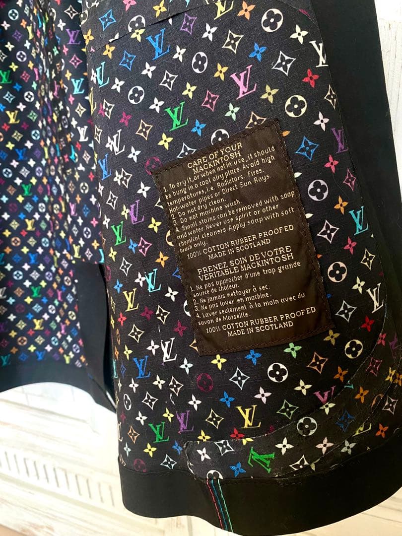 LOUIS VUITTON ヴィトン　モノグラムマルチカラーショートコート