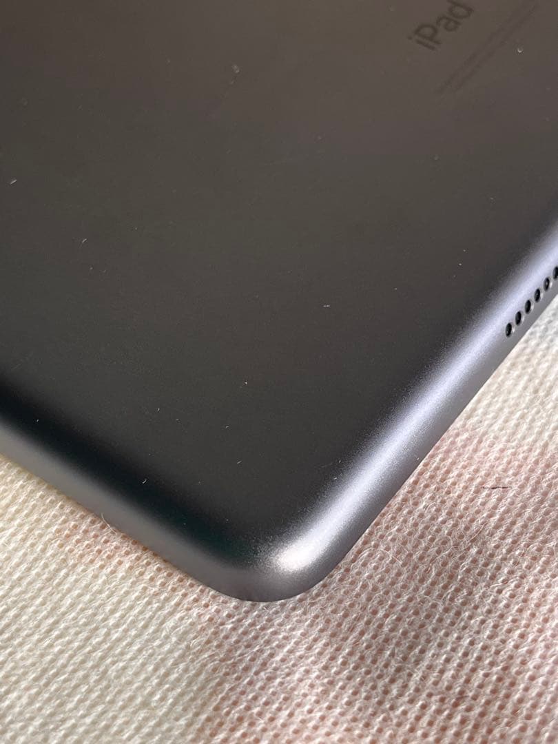 iPad (第9世代) 64GB Wi-Fiモデル　バッテリー87％