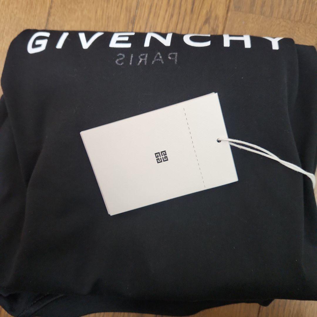 M*y様 気まぐれお値下げGIVENCHY ダークグレー Tシャツ