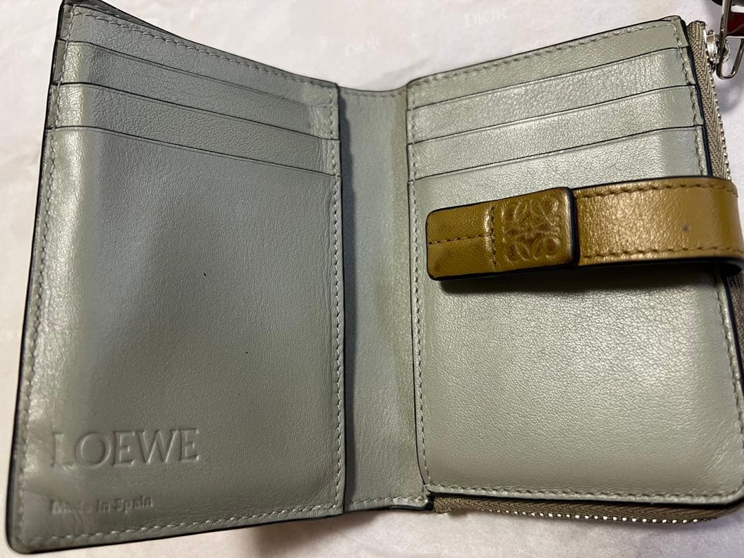 LOEWE スリム ジップ バイフォールド (ソフトグレインカーフ)