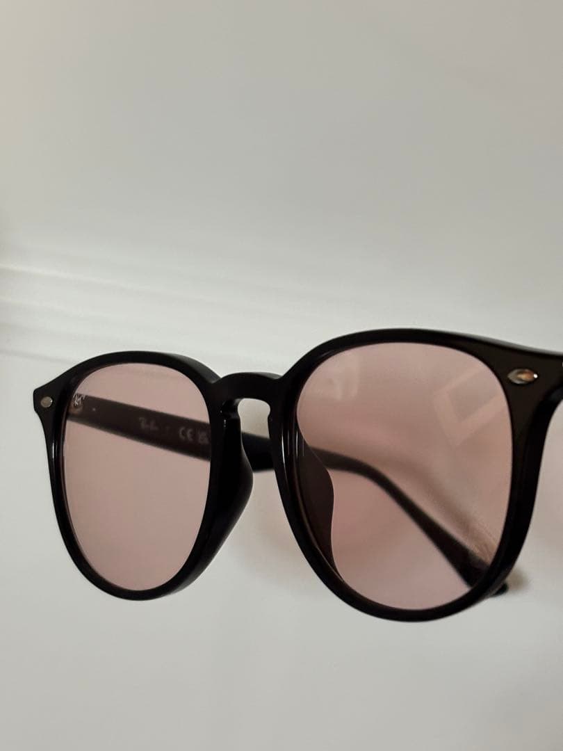★NEWカラー★RB4259-F 601/5★RayBan★ ライトピンク