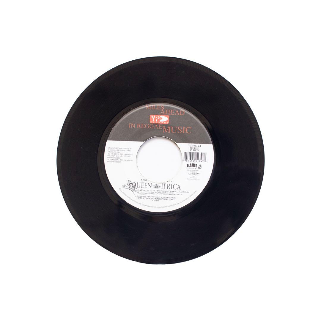 希少盤 Queen Ifrica / Lioness On The Ris 7'