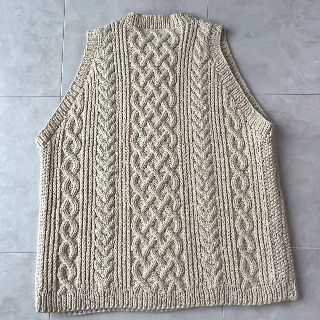 INVERALLAN ケーブル編みコットンニットベスト 手編み　ハンドメイド