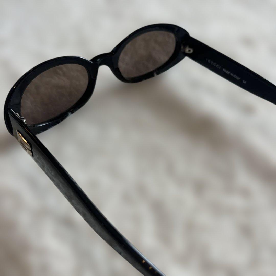 新品未使用　GUCCI オーバル型サングラス