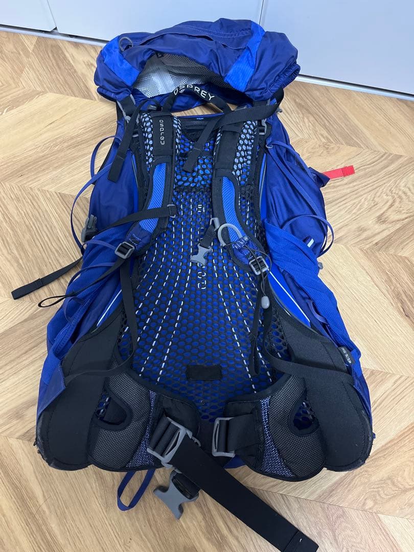 Osprey Exos 48 登山用バックパック 軽量・通気性 48L