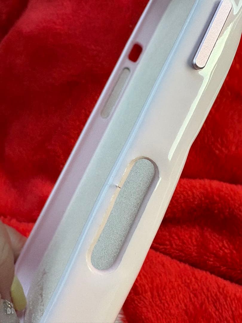 Urban Sophistication キティちゃんコラボ　iPhone16