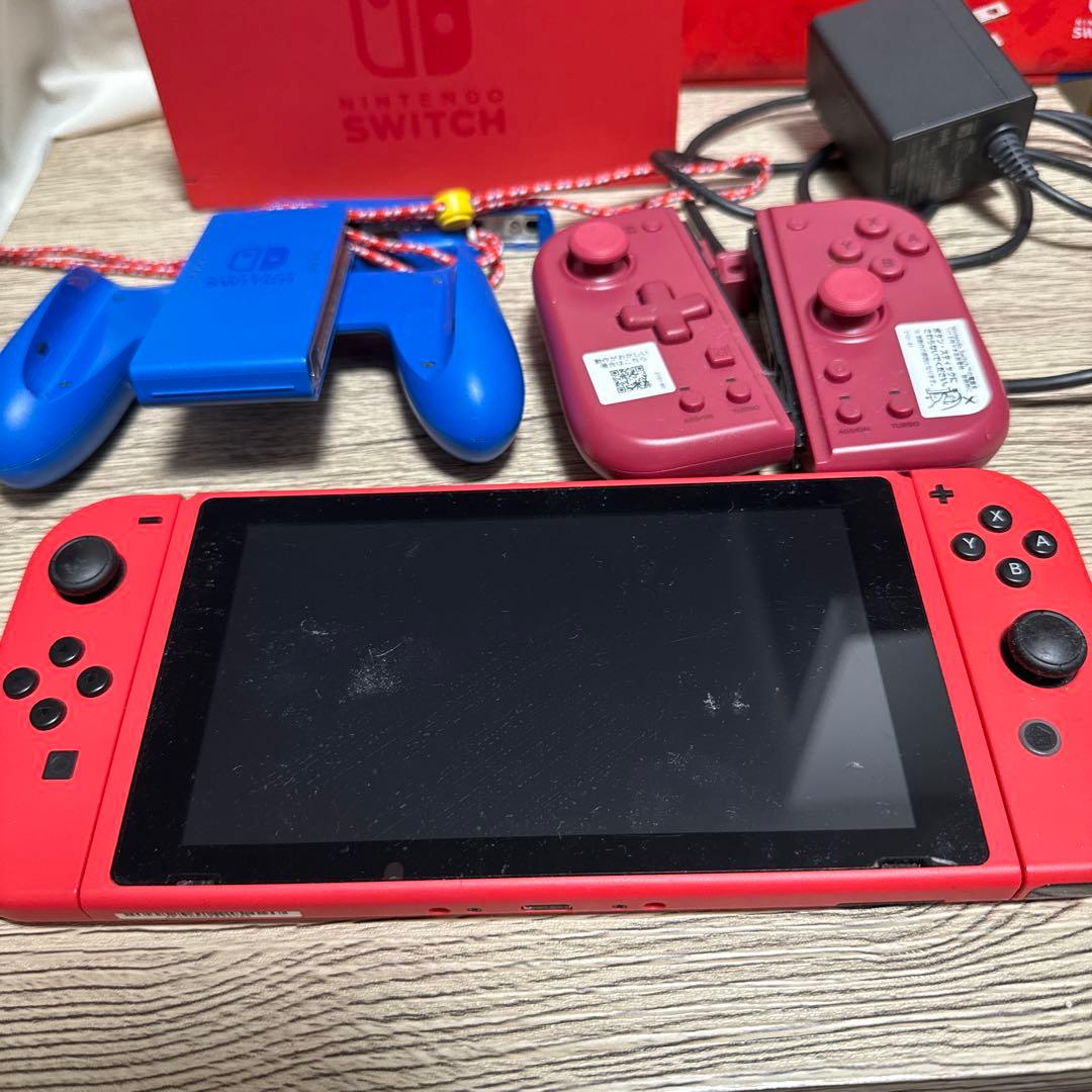 Switch 本体　マリオレッド
