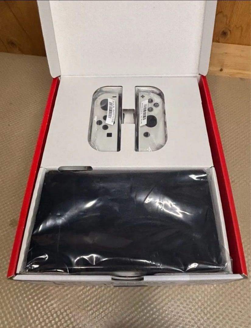 5月4日発送⭕️任天堂Switch有機ELモデル ホワイト オマケ付き