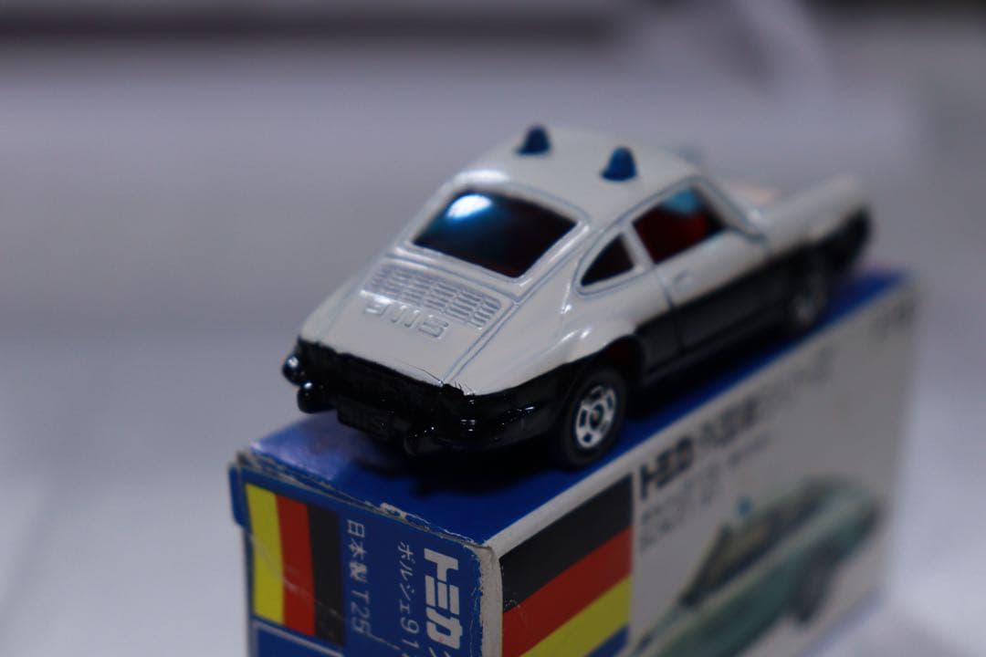 日本製　トミカ　外国車シリーズ　ポルシェ　911S ポリスカー　F16