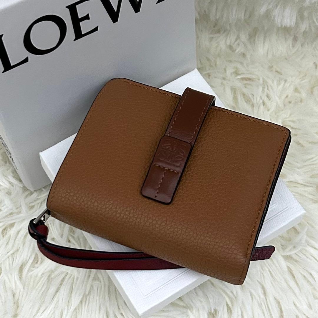 ［美品］LOEWE コンパクトジップウォレット アナグラム ブラウン 財布