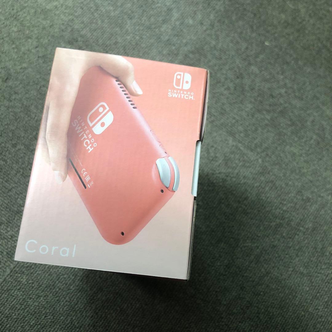Nintendo switch ライト　コーラル