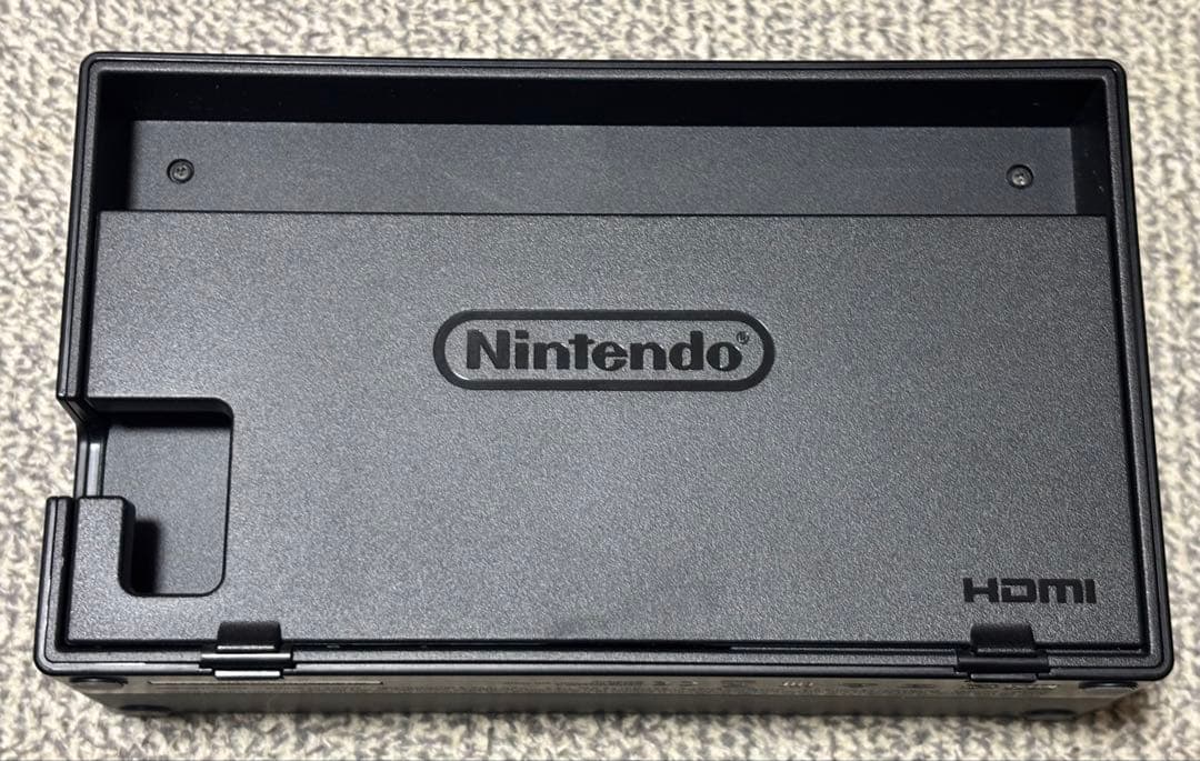 R*e様 Nintendo Switch 青/赤 本体